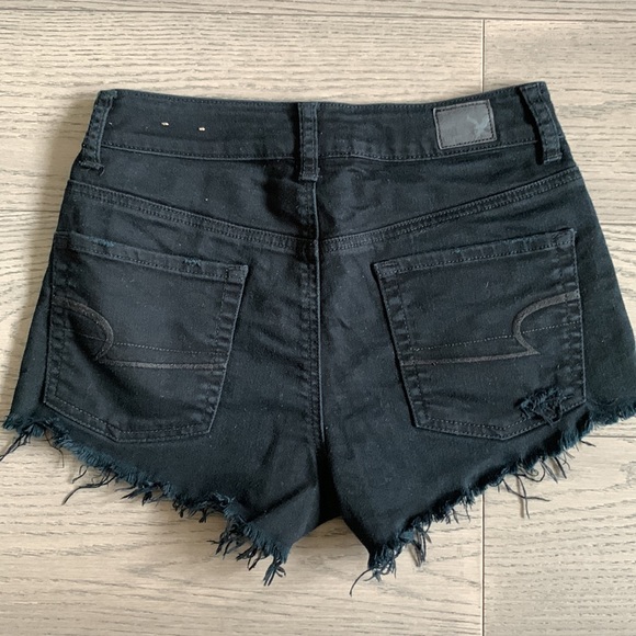American Eagle Black Denim Shorts (size 2) - Picture 5 of 7